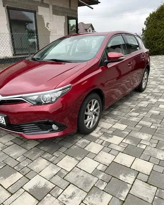 samochody osobowe Toyota Auris cena 57900 przebieg: 67000, rok produkcji 2017 z Zambrów